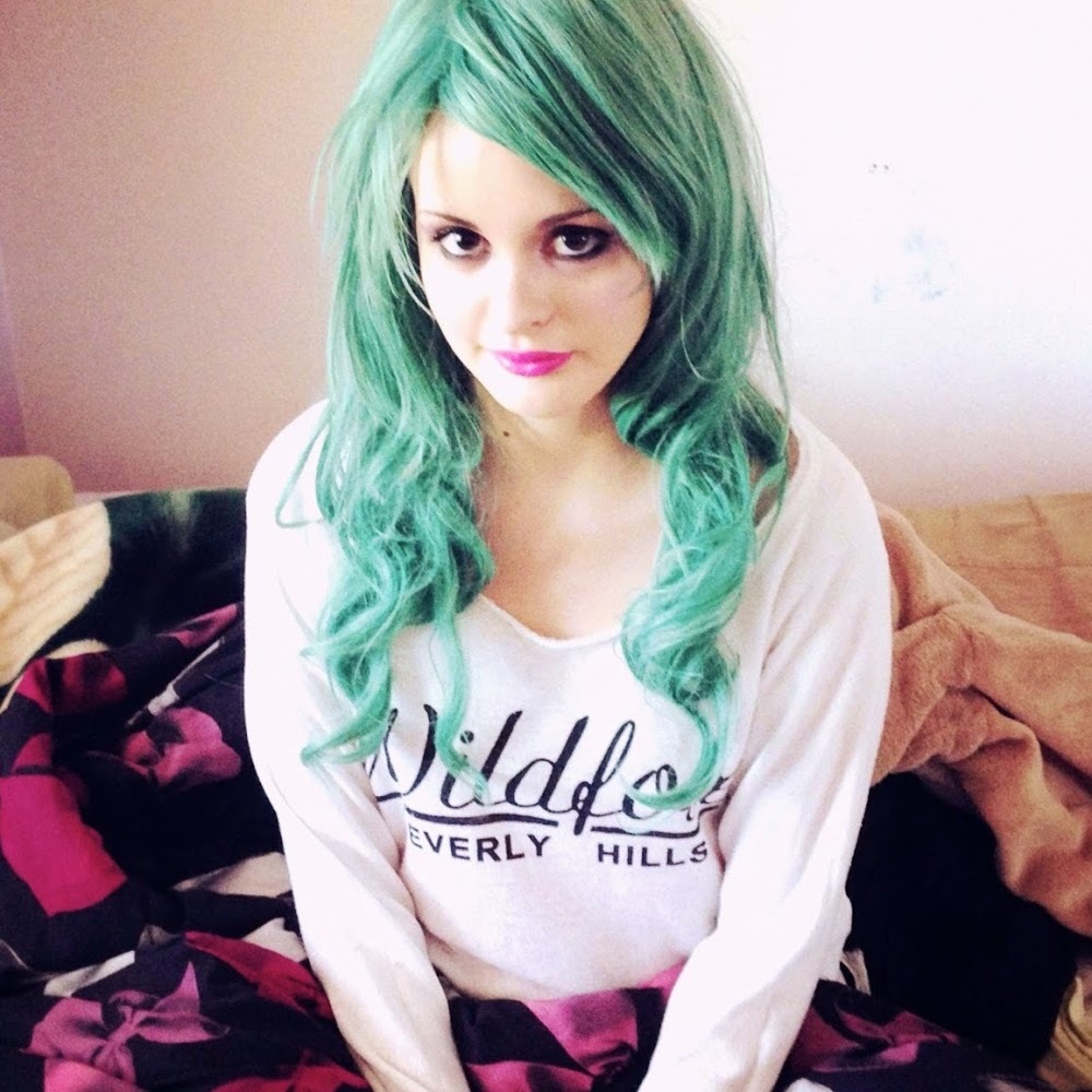 Meet your Posher, Elizabeth